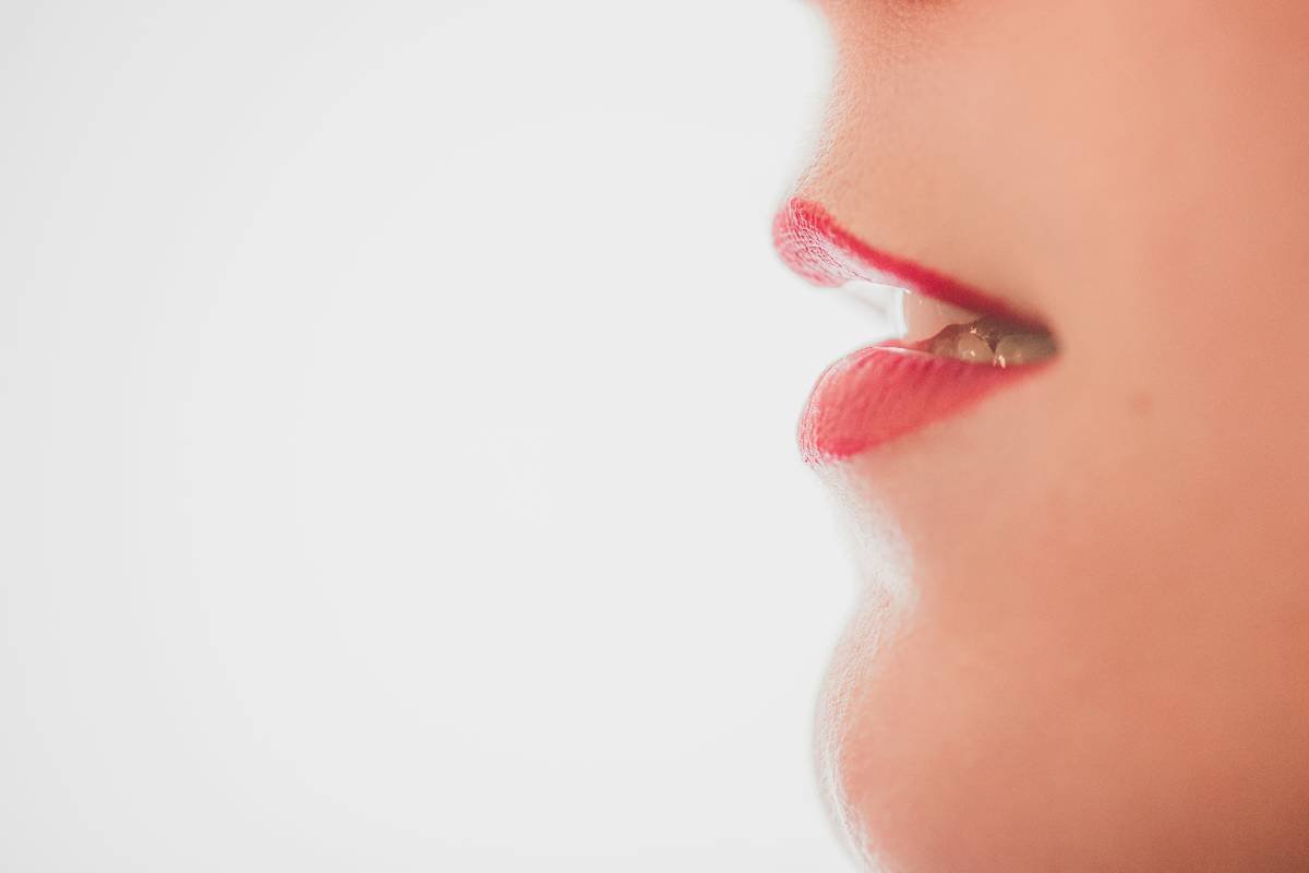Why Lip Stencils Are the Secret Weapon for Flawless Lip Liner (Even If You Can’t Draw a Straight Line)